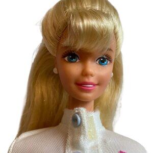 1996 Pet Doctor Barbie